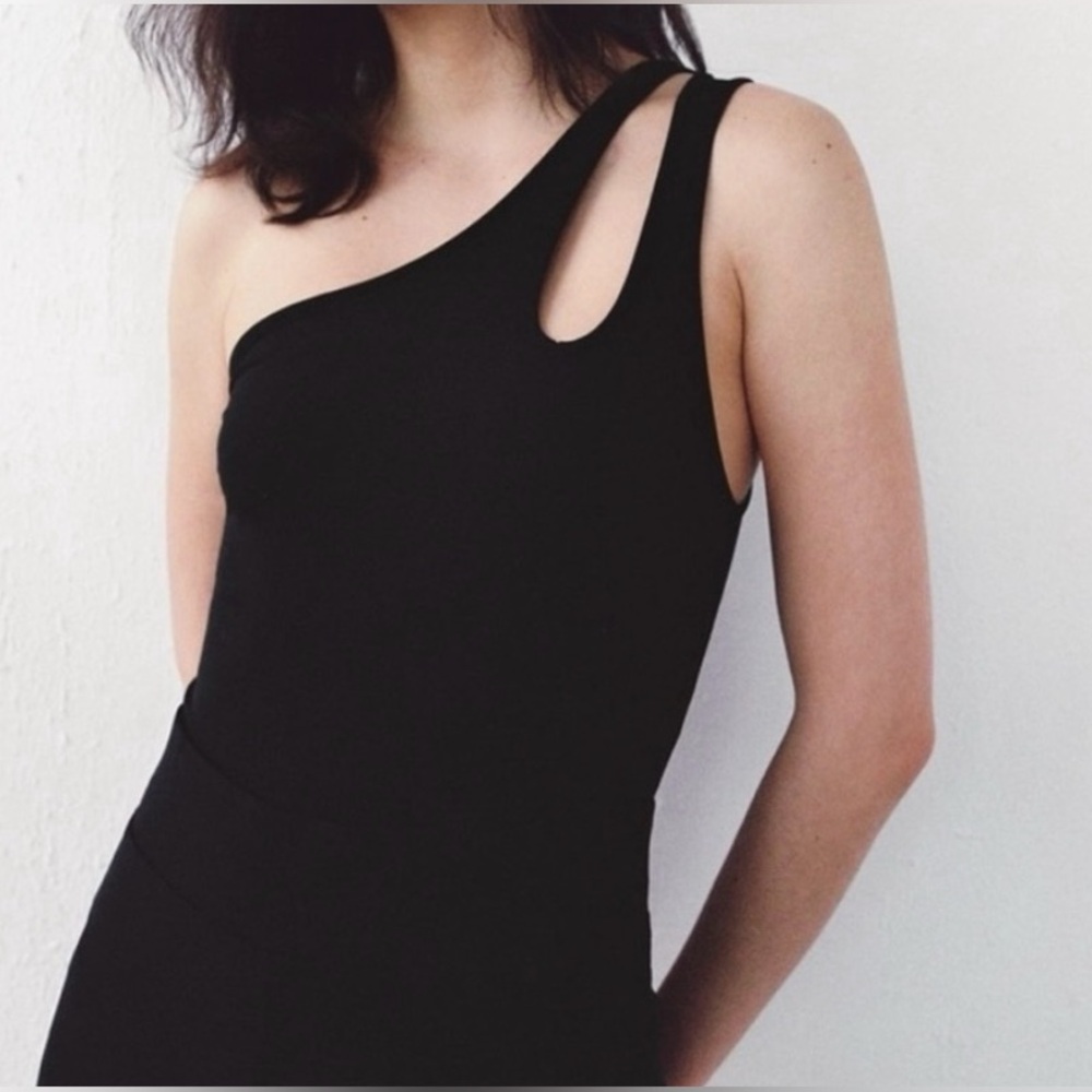 Zara Black Asymmetric One-Shoulder Bodysuit